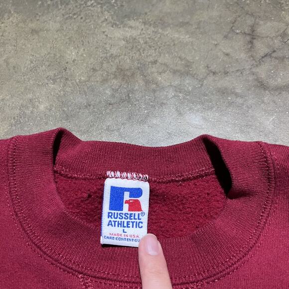 Vintage 90s Russell Athletic Red Blank Boxy Sweatshirt - Picture 3 of 3